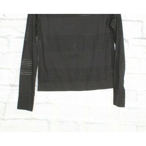 ATHLETA Black Eyelet Crewneck 3/4 Sleeves Blouse Size M - Picture 7 of 8